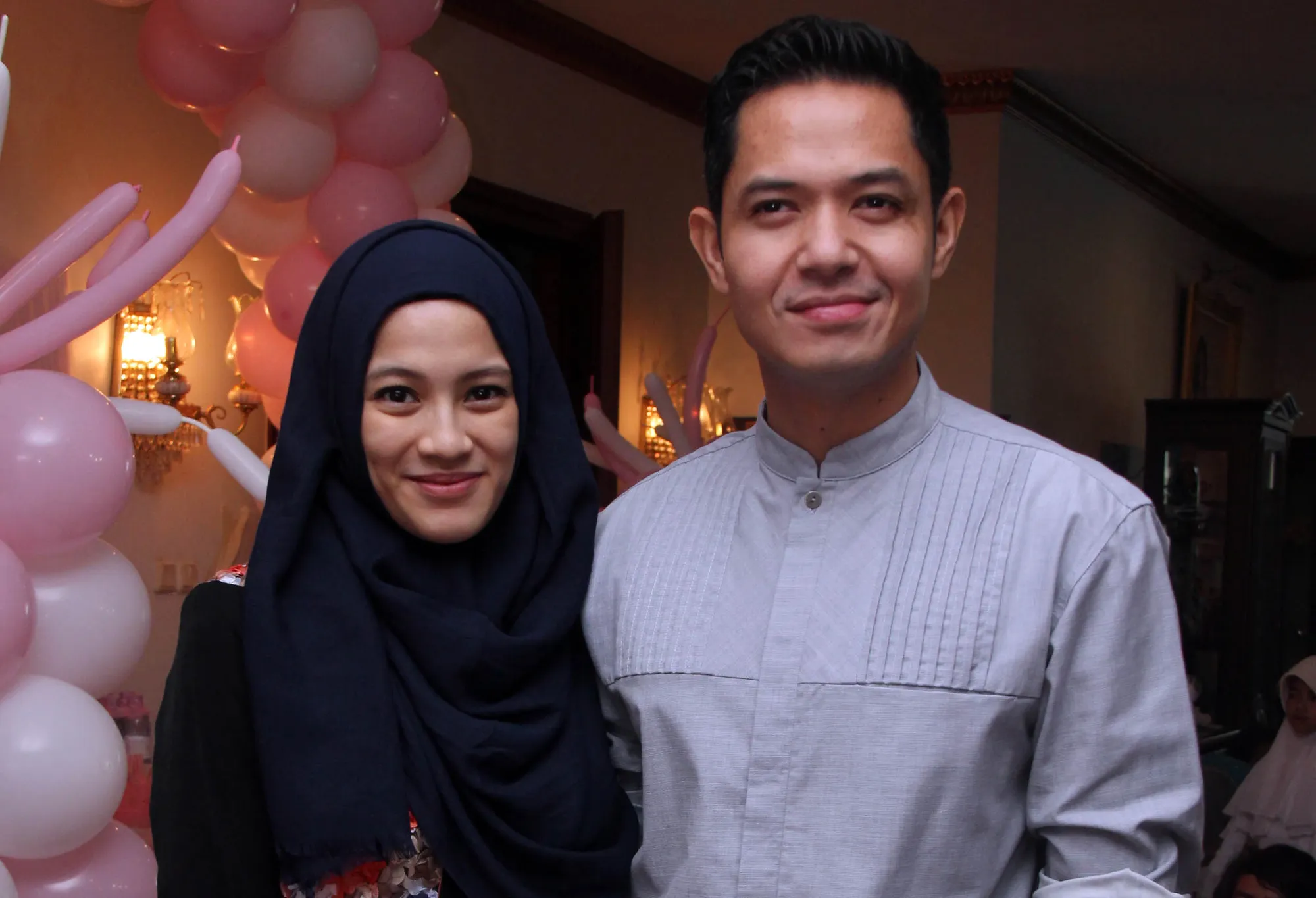 Kini Dude makin perhatian ke Icha. @KapanLagi.com®/Hendra Gunawan