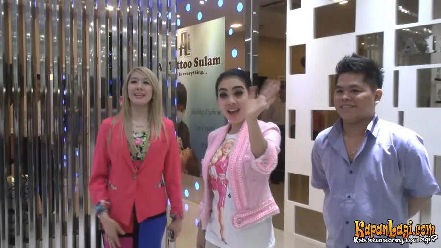 Syahrini setelah perawatan. Cantik bukan? (Dok. KapanLagi.com®)