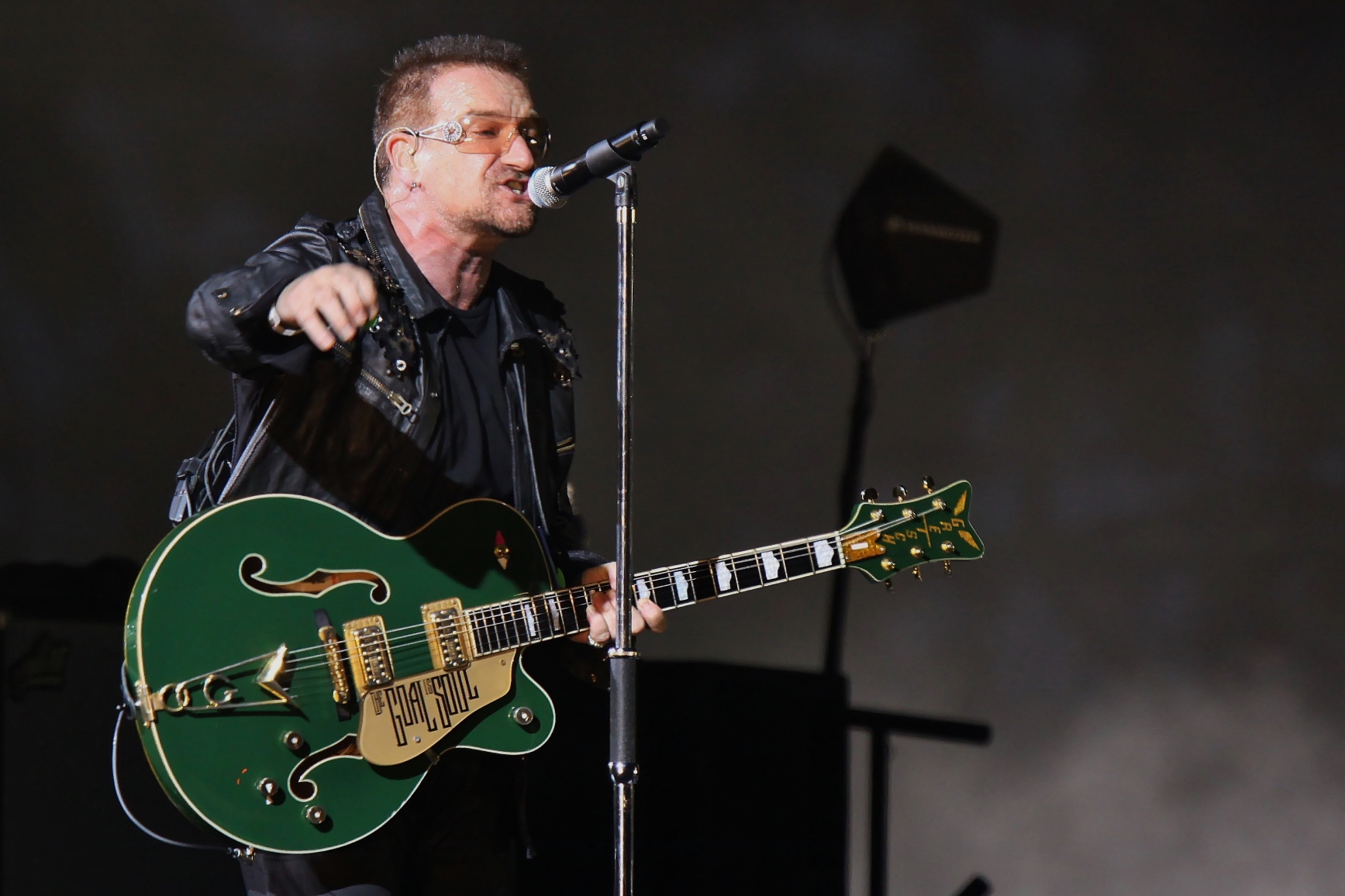 Berjuang untuk kesamaan gender untuk kaum perempuan, Bono dianugerahi gelar 'Women of the Year' © Splashnews