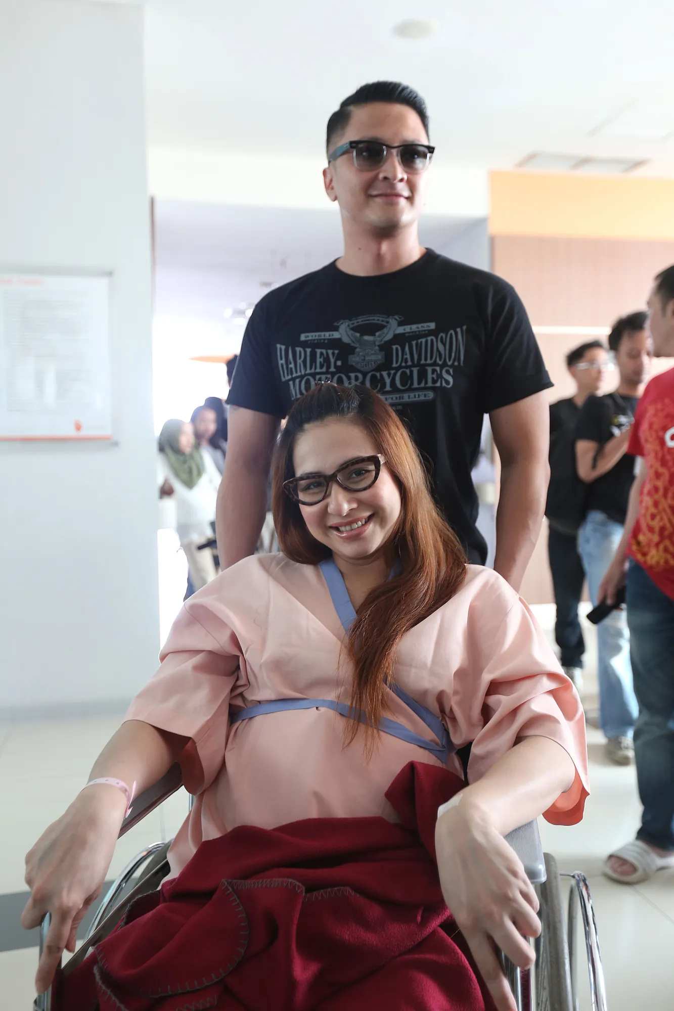 Deswita pakai jasa infal selama suster anaknya libur Lebaran ©KapanLagi.com®/Budy Santoso