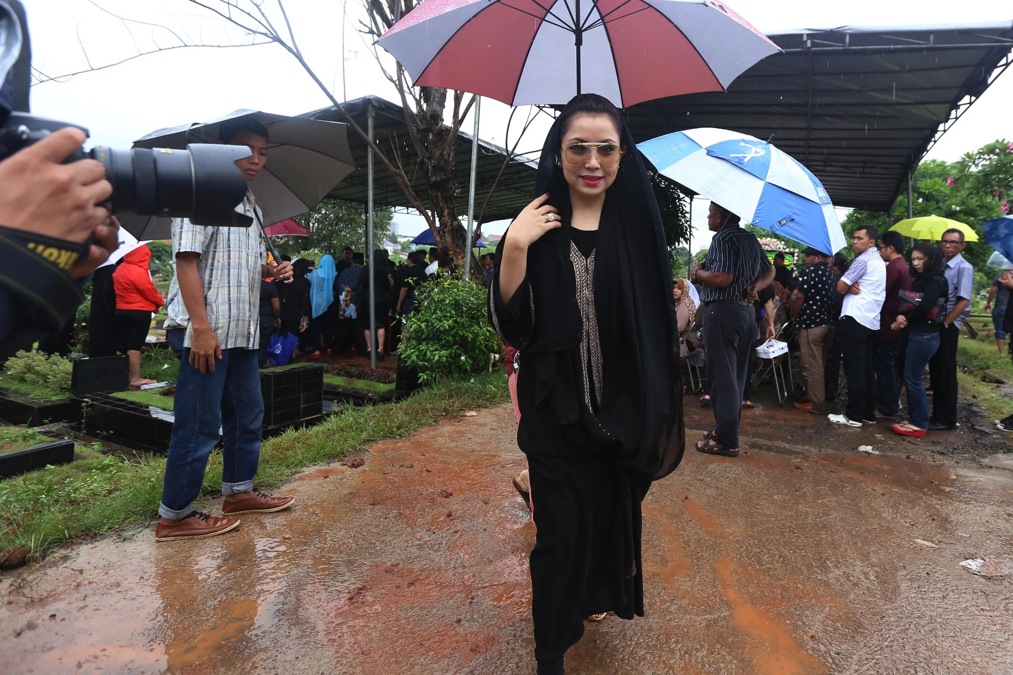 Kini Mayangsari sudah mulai tenang dan ikhlas melepas kepergian sang Ayahanda © KapanLagi.com/Budy Santoso