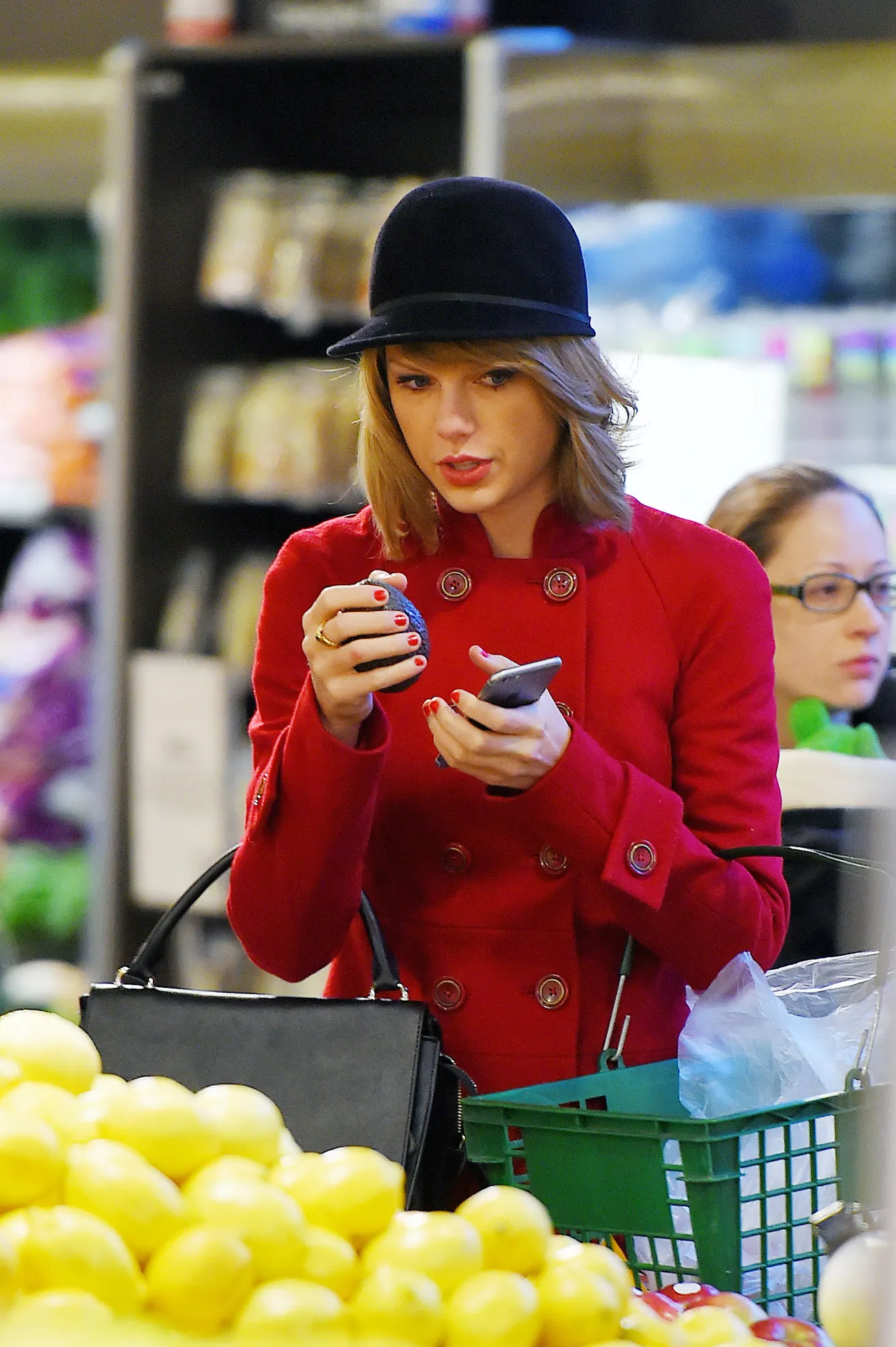 taylor Swift ajak Haim @foto: Kapanlagi.com®