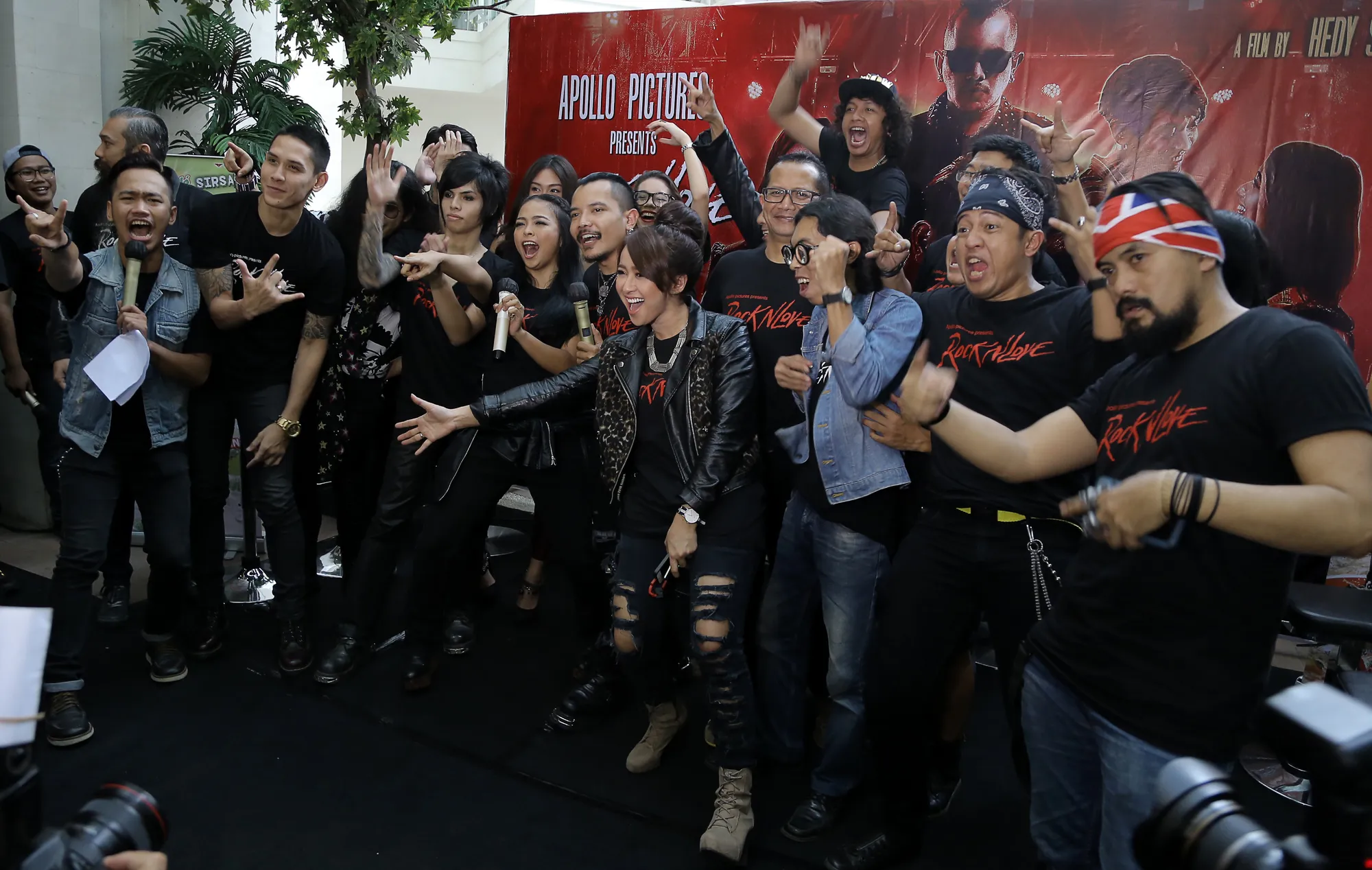 ROCK N LOVE, film terbaru Kotak @foto: Kapanlagi.com®