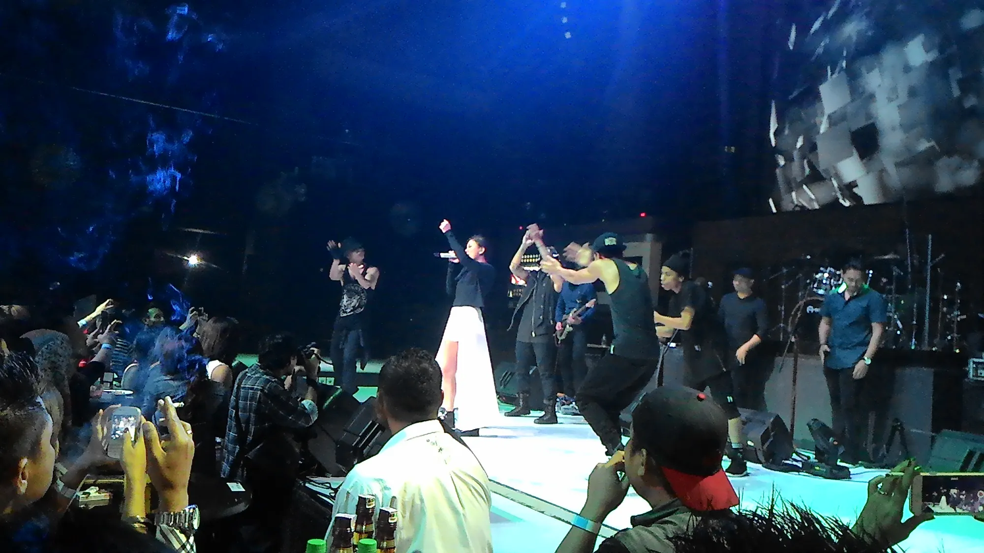 Agnes Monica saat tampil menggebrak kota Malang ©KapanLagi.com/Soraya