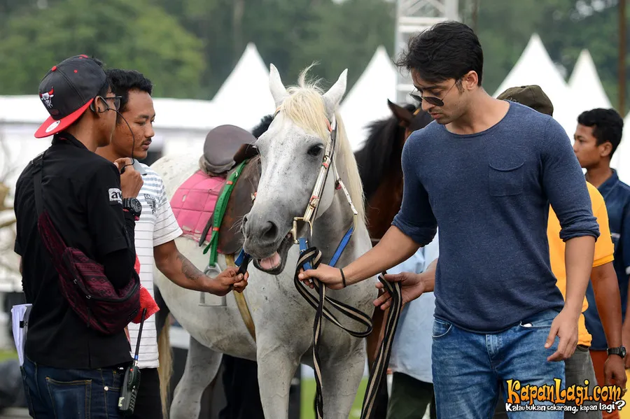 Shaheer tak mau putus cinta, dan tak mau cerai. @KapanLagi.com®/Bambang E Ros