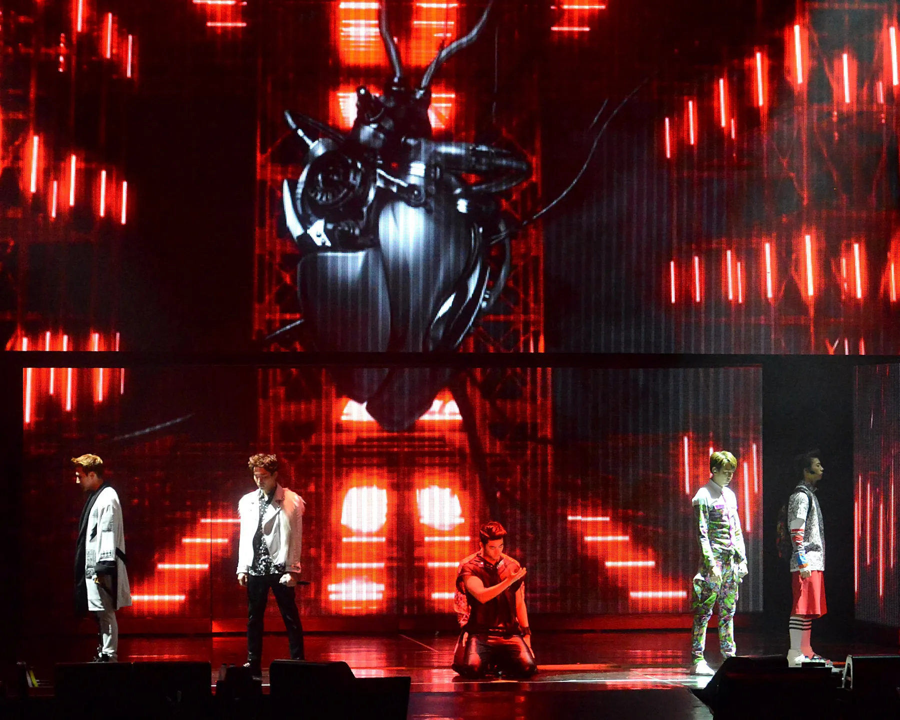 2PM menggila dengan fans Jakarta. @KapanLagi.com®/Bambang E Ros