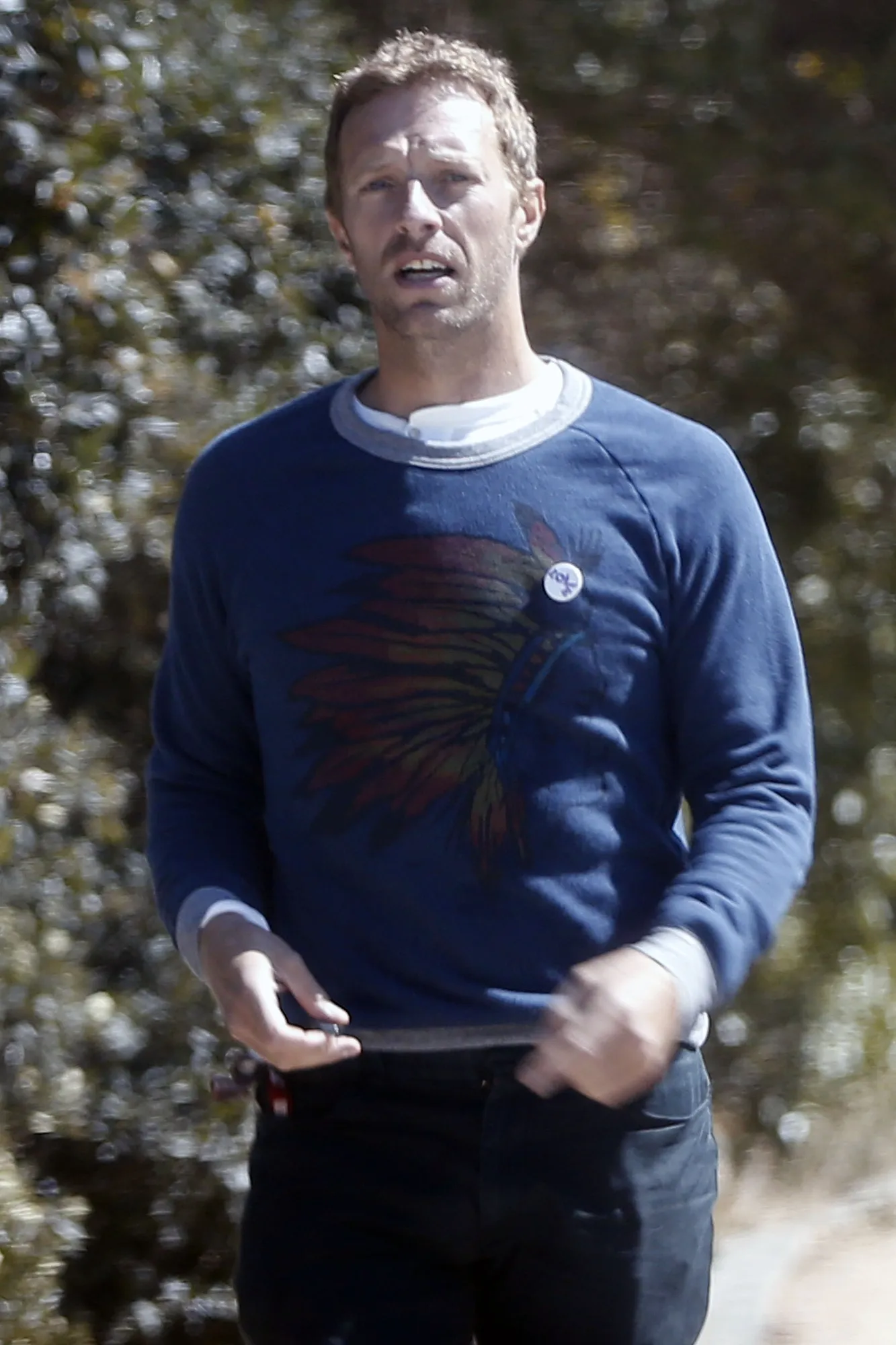 Chris Martin Mendedikasikan Fix You Untuk Gwyneth @Splashnews.com