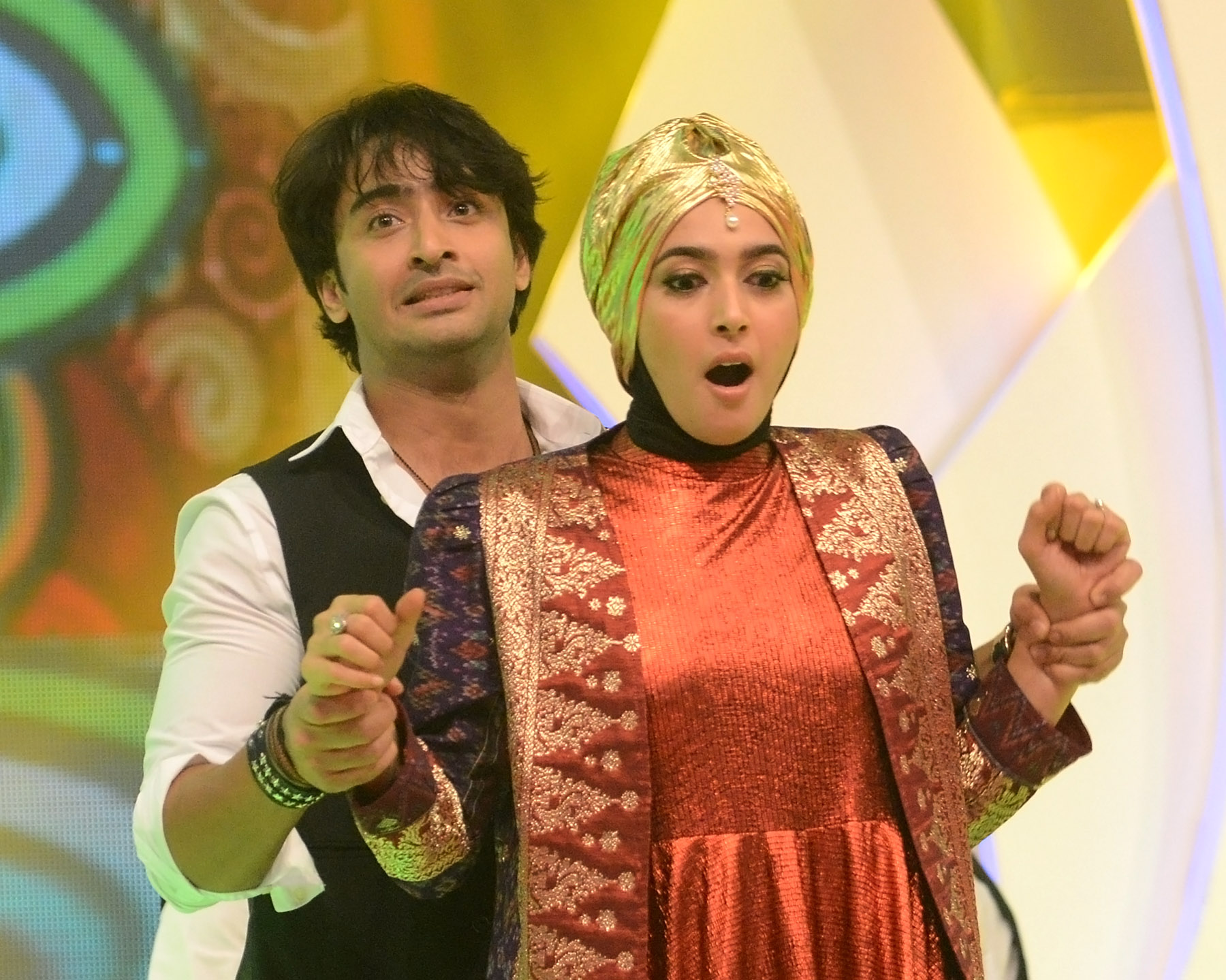 Shaheer Nabila Mesra Di Lokasi Syuting Ayu Ting Ting Cemburu