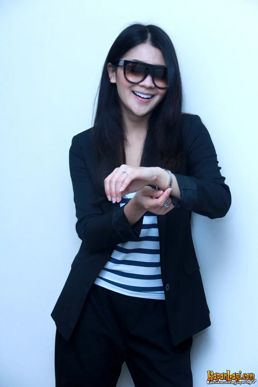IDP pilih investasi jam tangan. Foto: KapanLagi.com/Muhammad Akrom