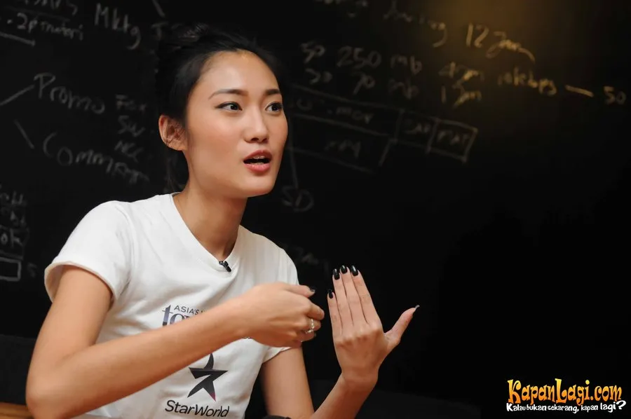 Gani pilih block dan delete akun yang keterlaluan mem-bully-nya. Foto: KapanLagi.com®/Bayu Herdiyanto