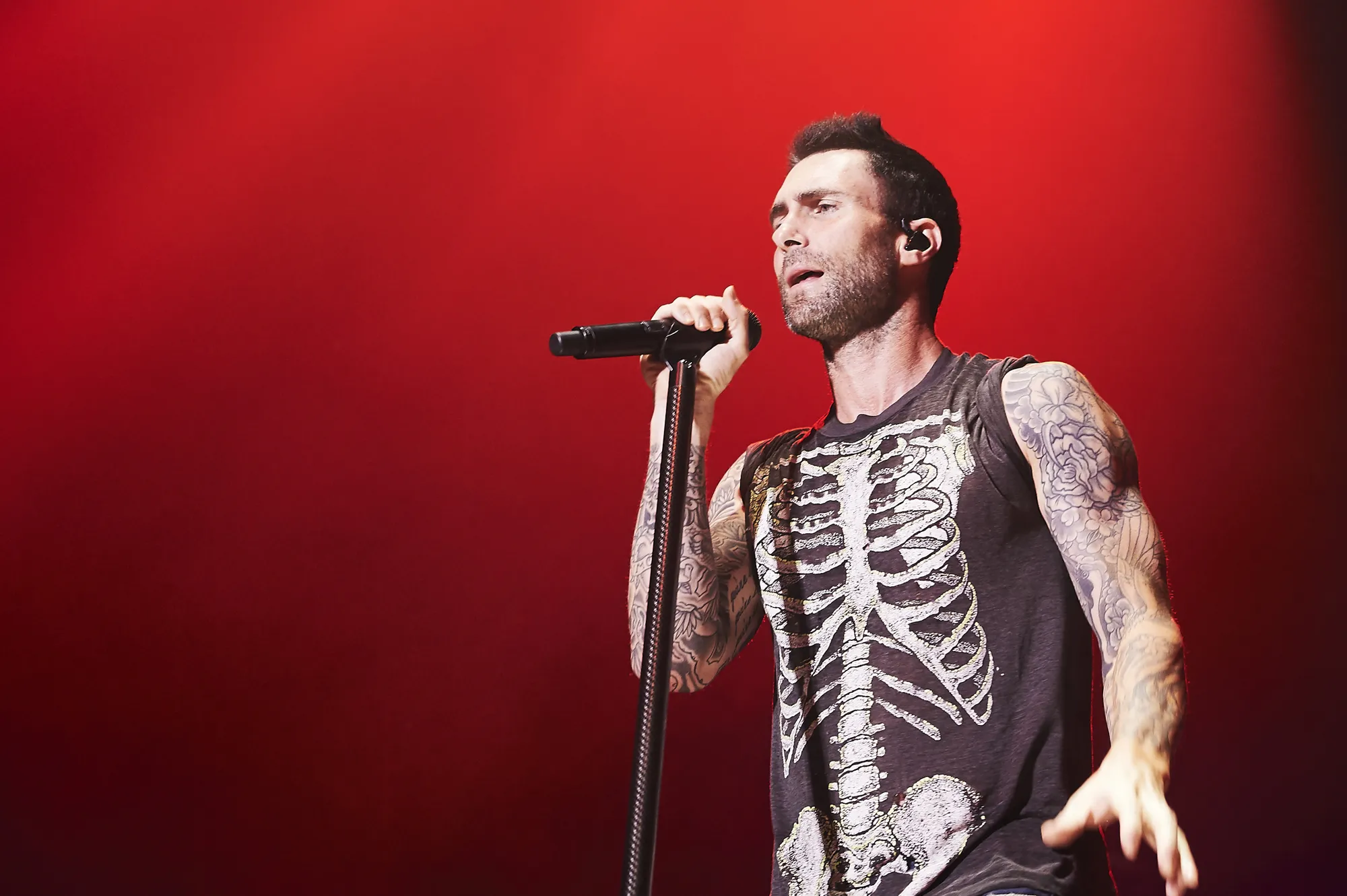 Keputusan tersebut diambil karena mereka bersiap menyambut kehadiran anak Adam Levine © Splashnews