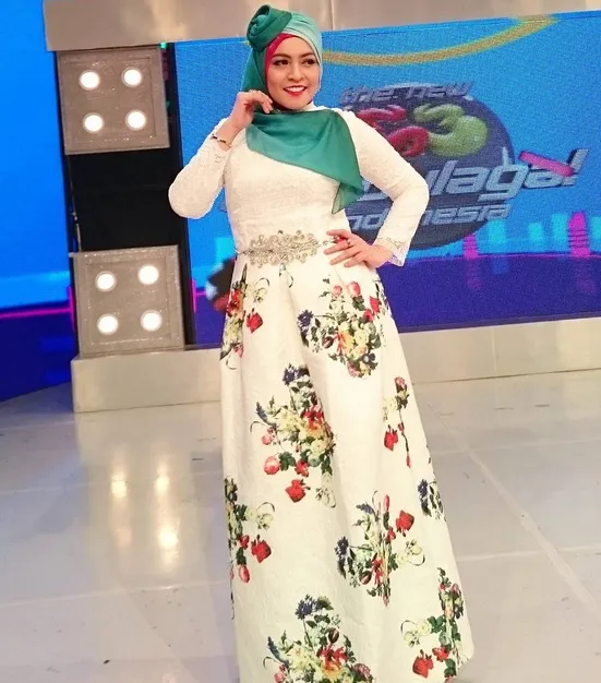 Astrid Kuya beri kontrol ke putrinya © Kapanlagi.com