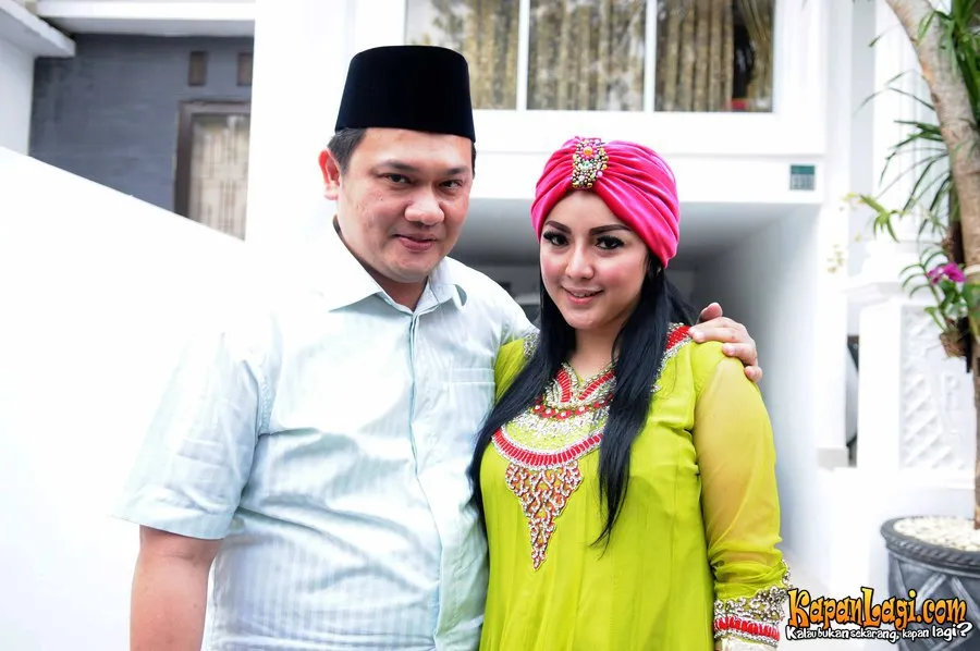 Farhat dan Regina sudah sah menikah. @Bayu Herdianto