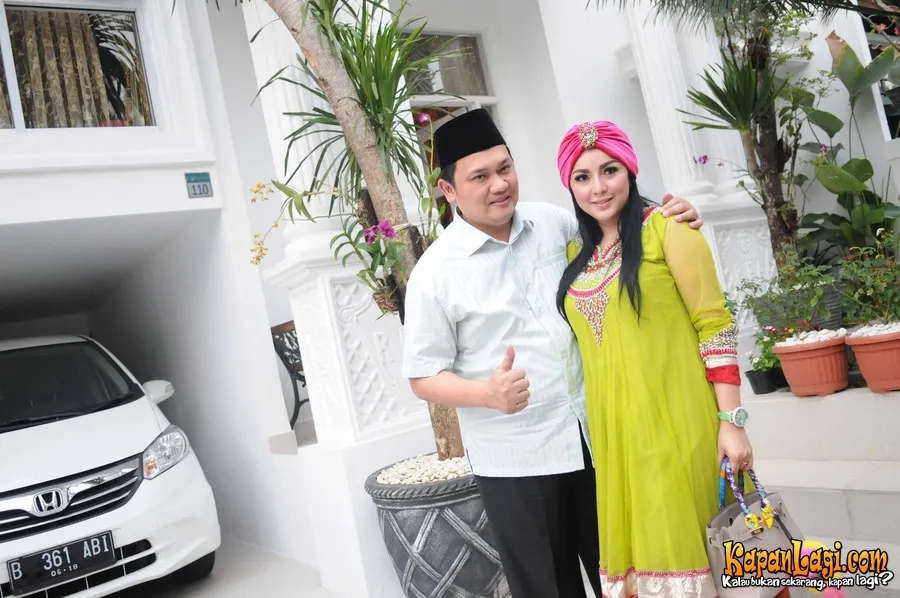 Regina mengatakan bahwa rumah yang ia tinggali kini bukanlah pemberian Farhat Abbas © KapanLagi.com®/Bayu Herdianto