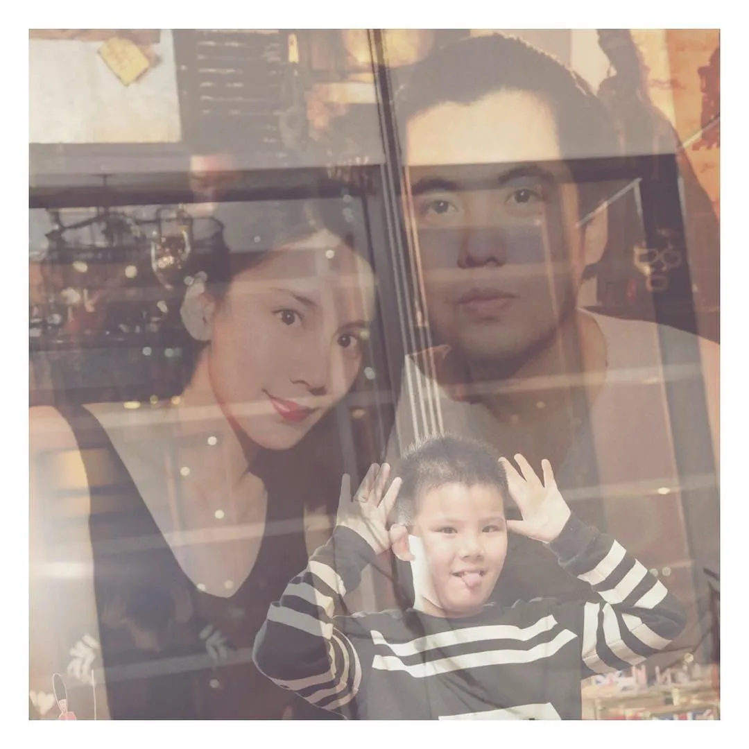 Setelah 8 tahun bercerai, Jill Gladys siap kembali rujuk dengan mantan suaminya © instagram.com/jill_gladys_