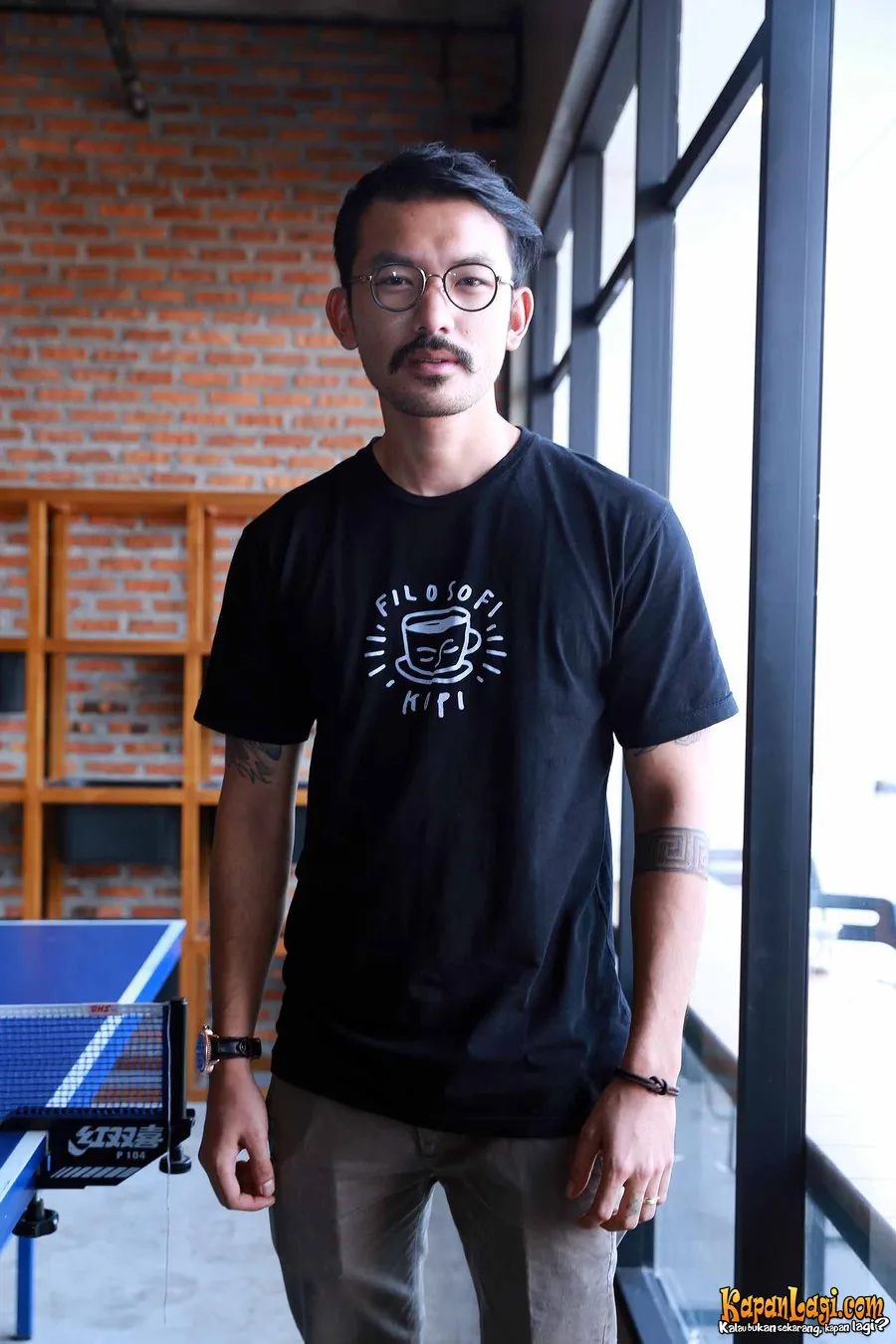 Rio Dewanto ungkap kedai FILOSOFI KOPI bakal meluas ke penjuru Indonesia. Foto: KapanLagi.com®/Bayu Herdianto