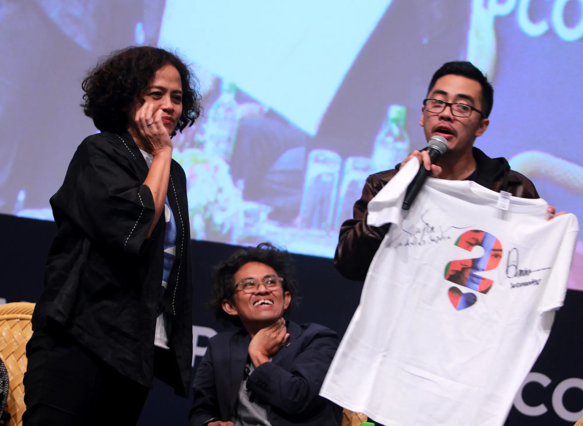 Mira membuat AADC? tahun 2002 silam karena tak sempat merasakan masa SMA di Indonesia. @KapanLagi.com®/Muhammad Akrom Sukarya
