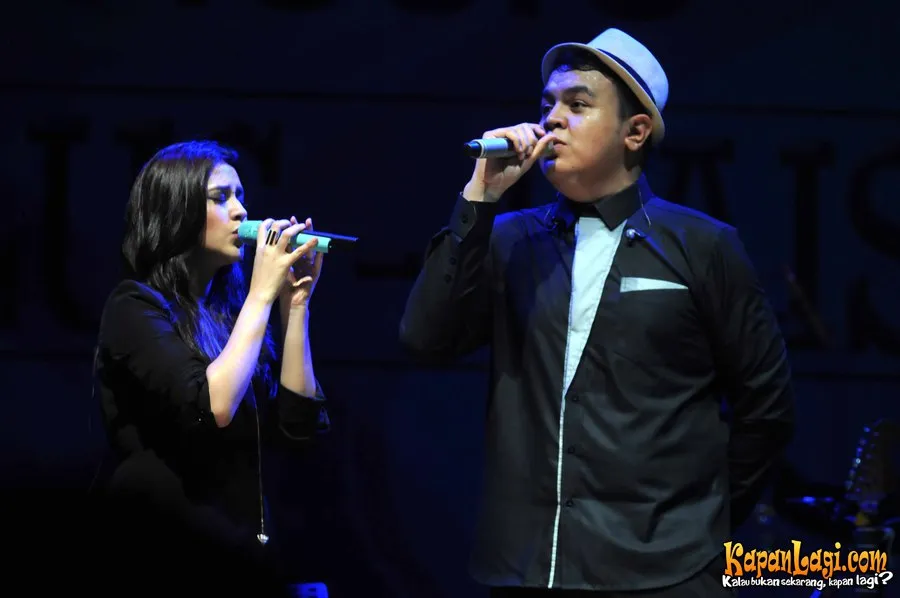 Raisa yang mengaku senang jika bisa merilis album duet dengan Tulus. ©KapanLagi.com/Bayu Herdiantor