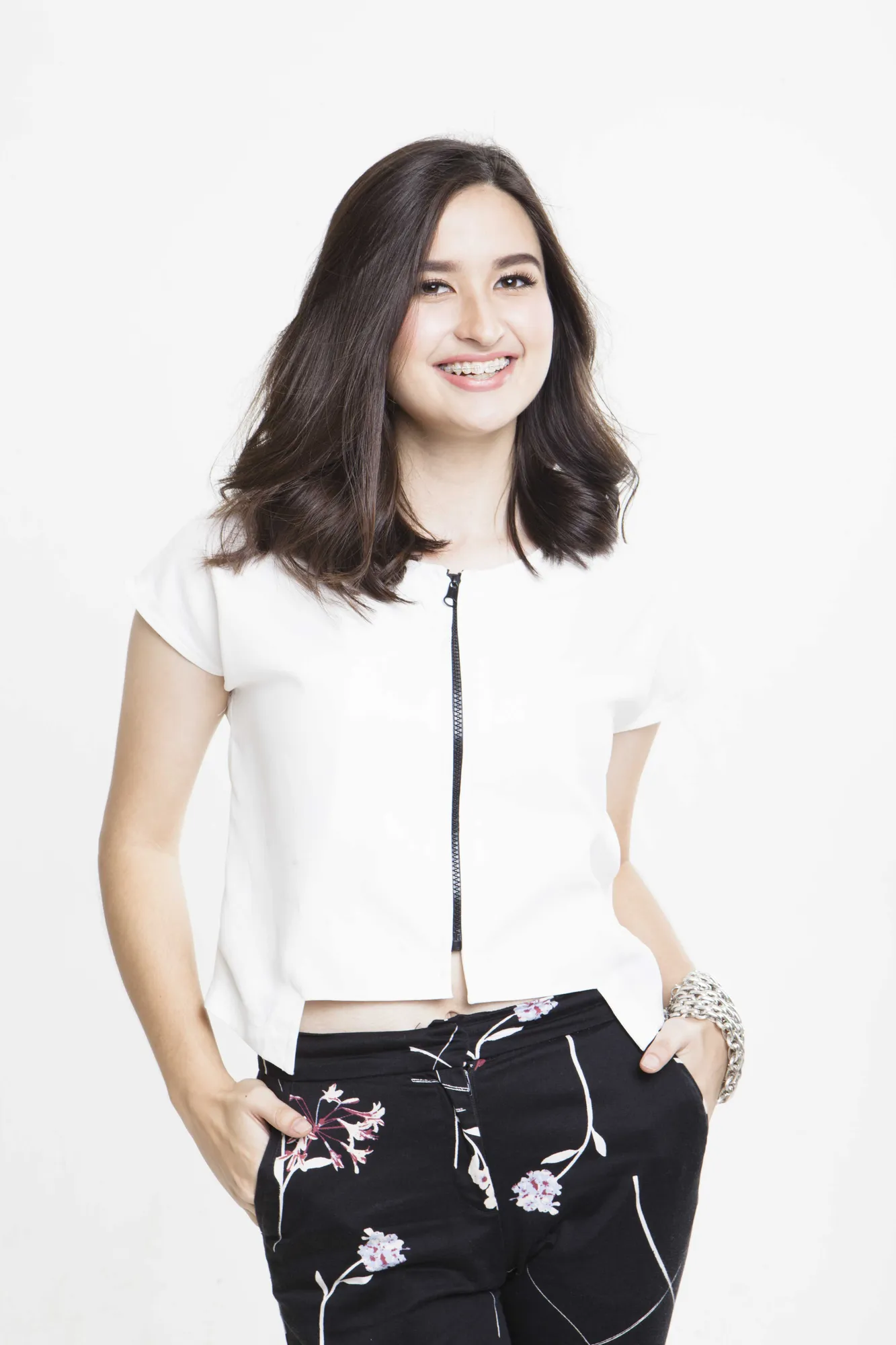Jangan asal menilai, kenali Stephanie lebih jauh pada 2 September mendatang ya KLovers © KapanLagi.com/Windy Sucipto