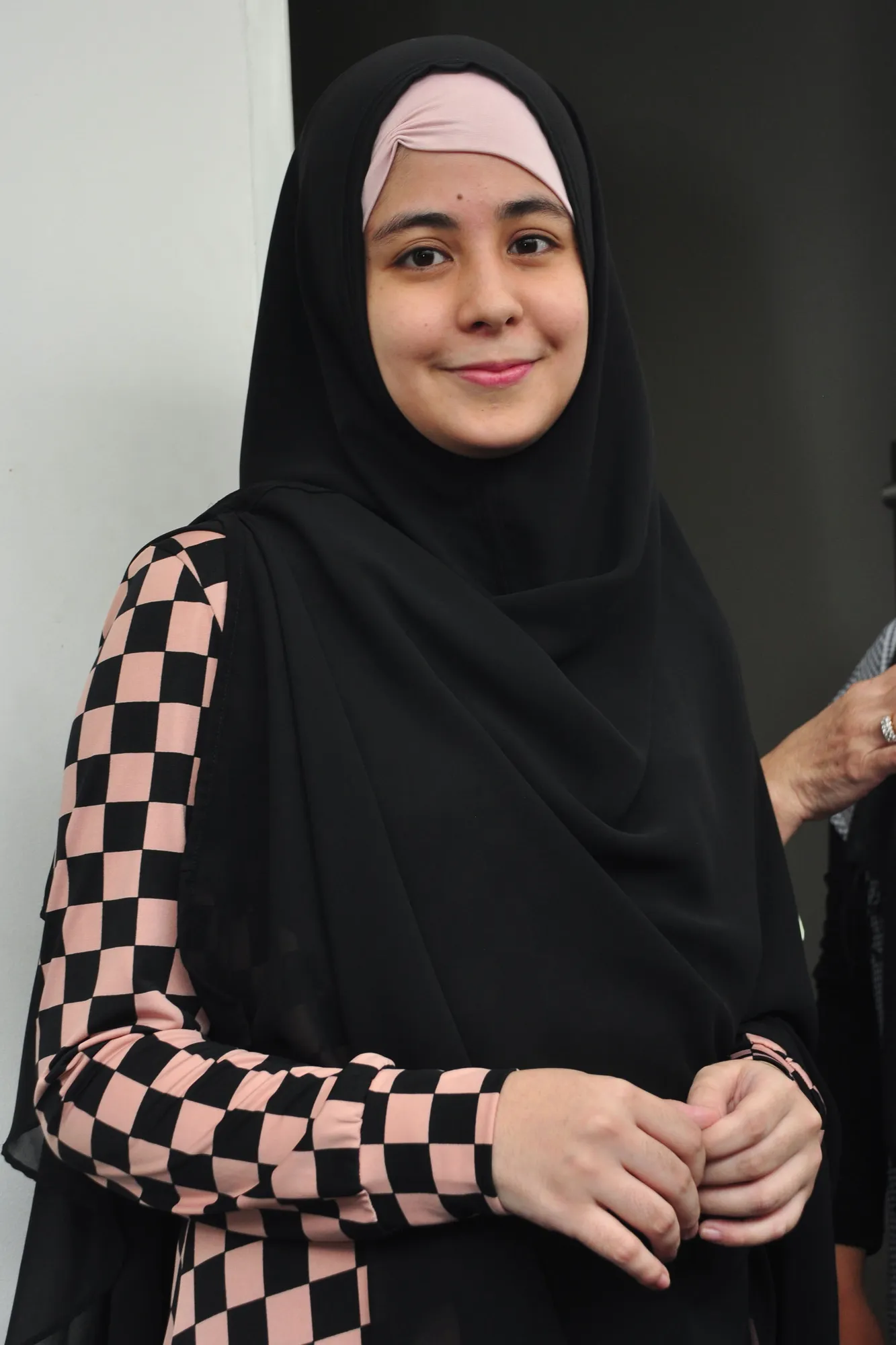 Kelaurga Risty Tagor belum komunikasi dengan Stuart Collin @foto: © KapanLagi.com/Budy Santoso