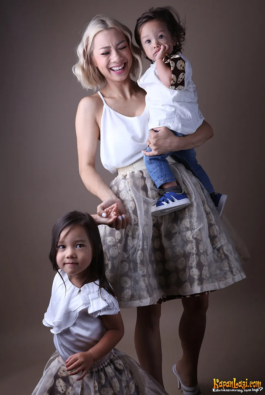 Jennifer dan Irfan bergantian urus anak © KapanLagi.com®/Agus Apriyanto