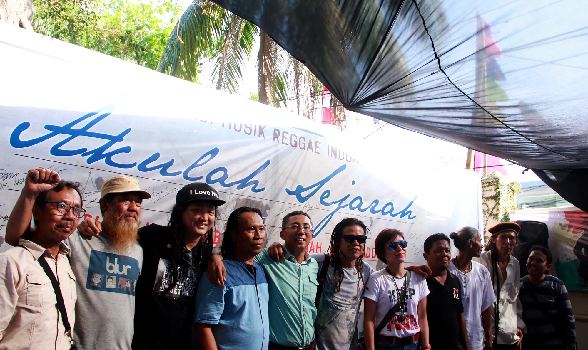 Tony Q dan musisi reggae lainnya kecam wakil rakyat yang doyan hambur-hamburkan anggaran daerah © KapanLagi.com®/ Muhammad Akrom Sukarya