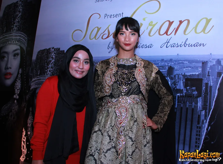 Anniesa dan modelnya di preskon Anniesa goes to New York © KapanLagi.com/Akrom Sukarya