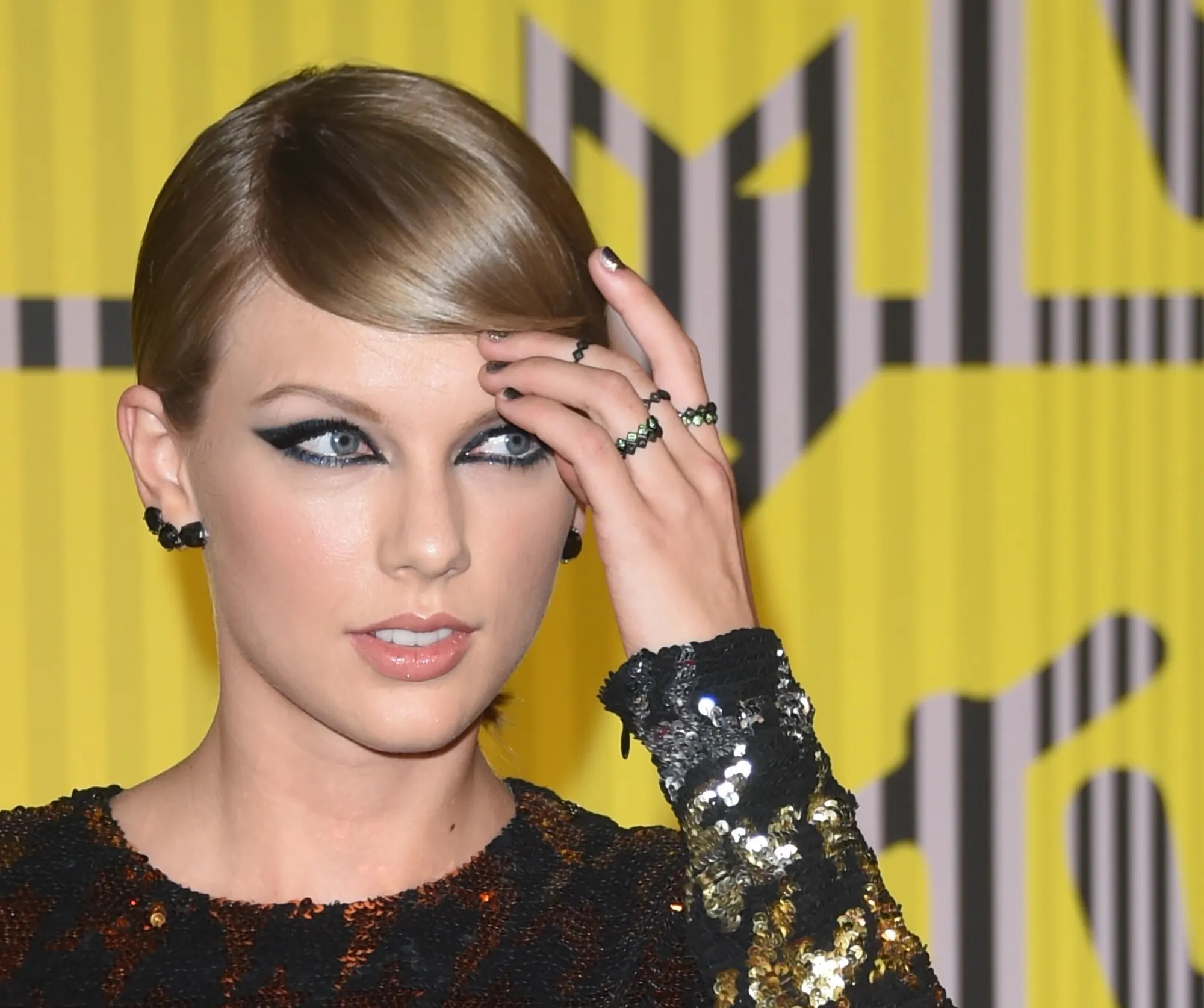 Awkward, Taylor Swift berpura-pura seolah ia tidak pernah mengenal siapa itu Katy Perry © Splashnews