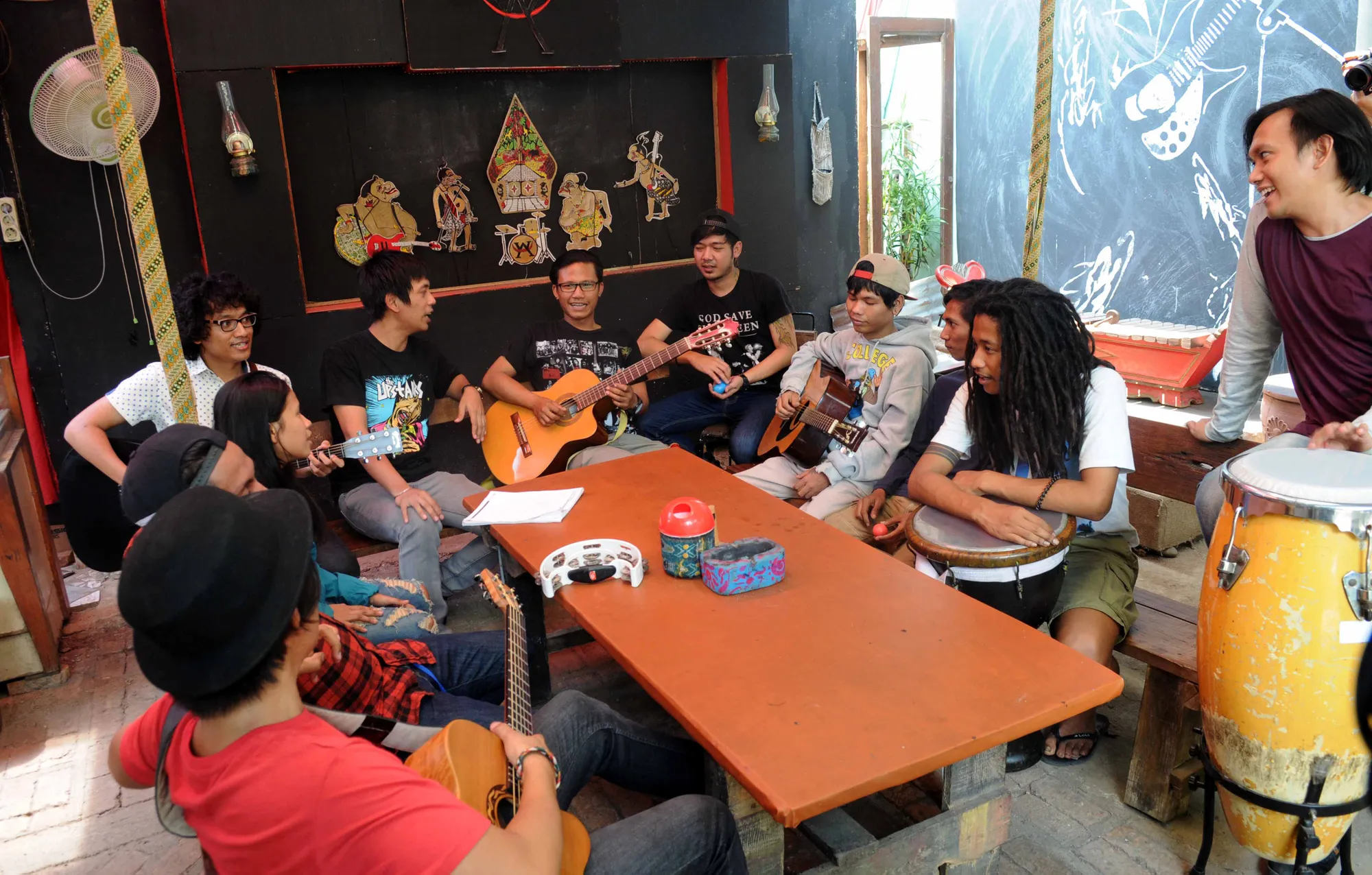 D'Masiv mengamen demi ongkos latihan © KapanLagi.com®/Bayu Herdianto