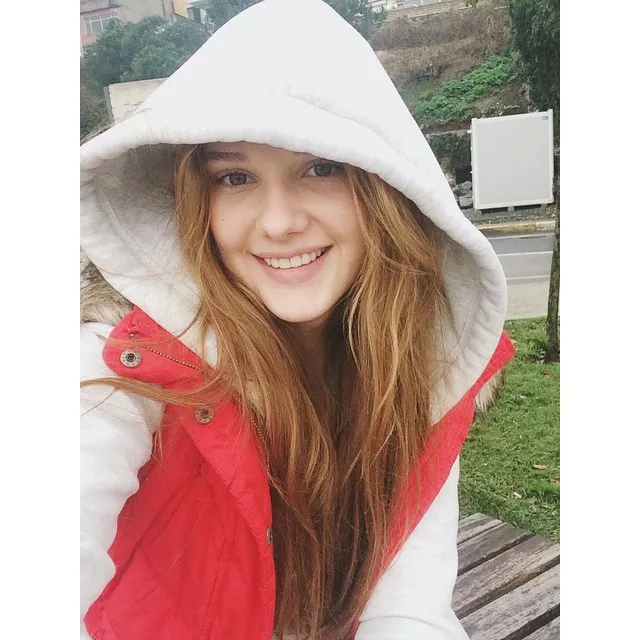 Alina siap menyapa fans 'Cansu & Hazal' bulan April mendatang ©instagram