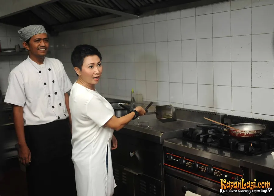 Indyadakan event spesial di ultah restorannya yang ke-3 © KapanLagi.com®/Bayu Herdianto