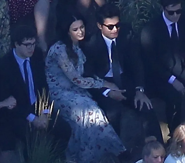 Rekan dari Katy Perry mengungkap alasan sahabatnya tak lanjutkan hubungan dengan John Mayer © Fameflynet