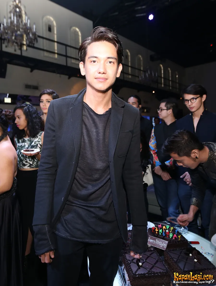 Adipati Dolken pastikan diri punya rumah sebelum pinang perempuan yang dicintainya © KapanLagi.com