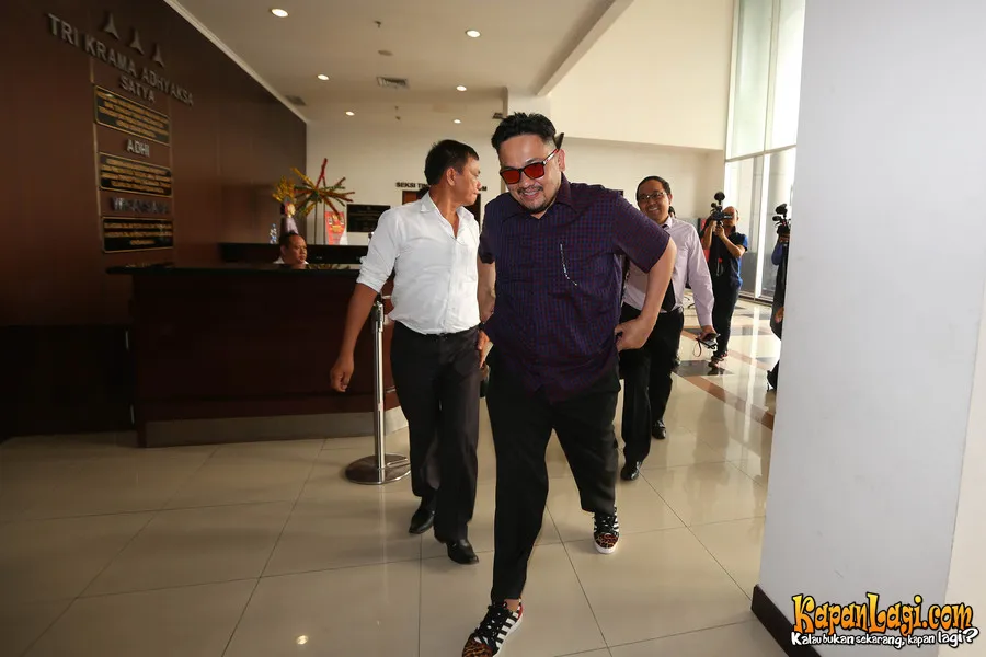 Farhat mulai kehabisan harta? © KapanLagi.com®/Budy Santoso