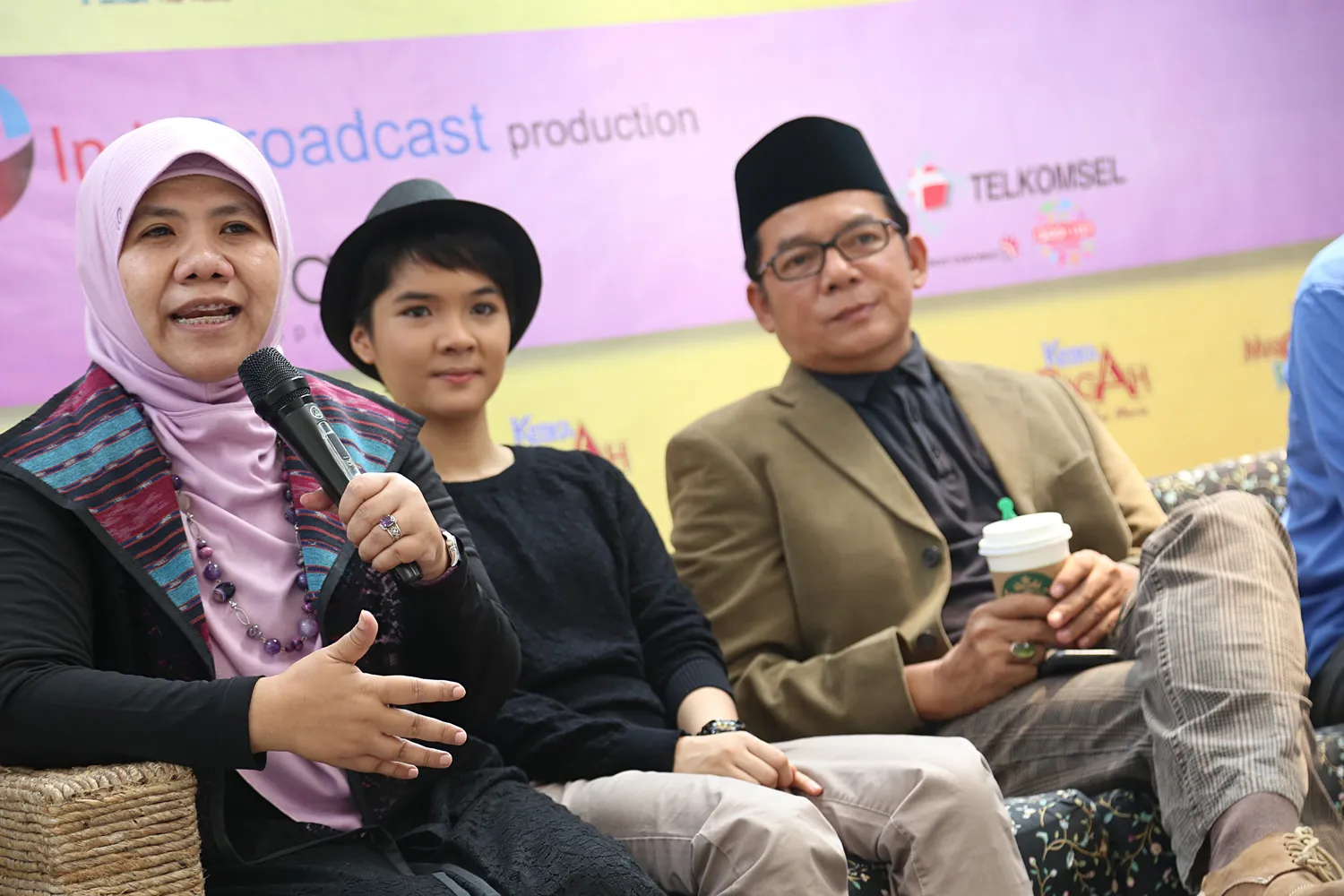 KETIKA MAS MAS GAGAH PERGI, sebuah film yang didanai para pembaca novel aslinya.© KapanLagi.com/Agus Apriyanto