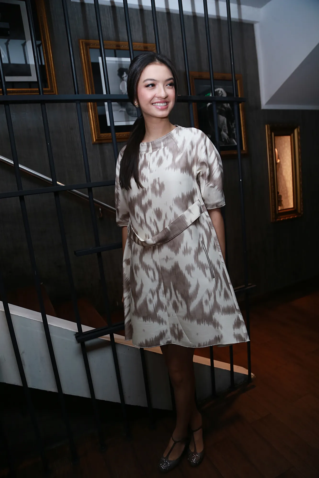 Raline Shah ikut ambil bagian di sebuah acara amal © KapanLagi.com®/Agus Apriyanto