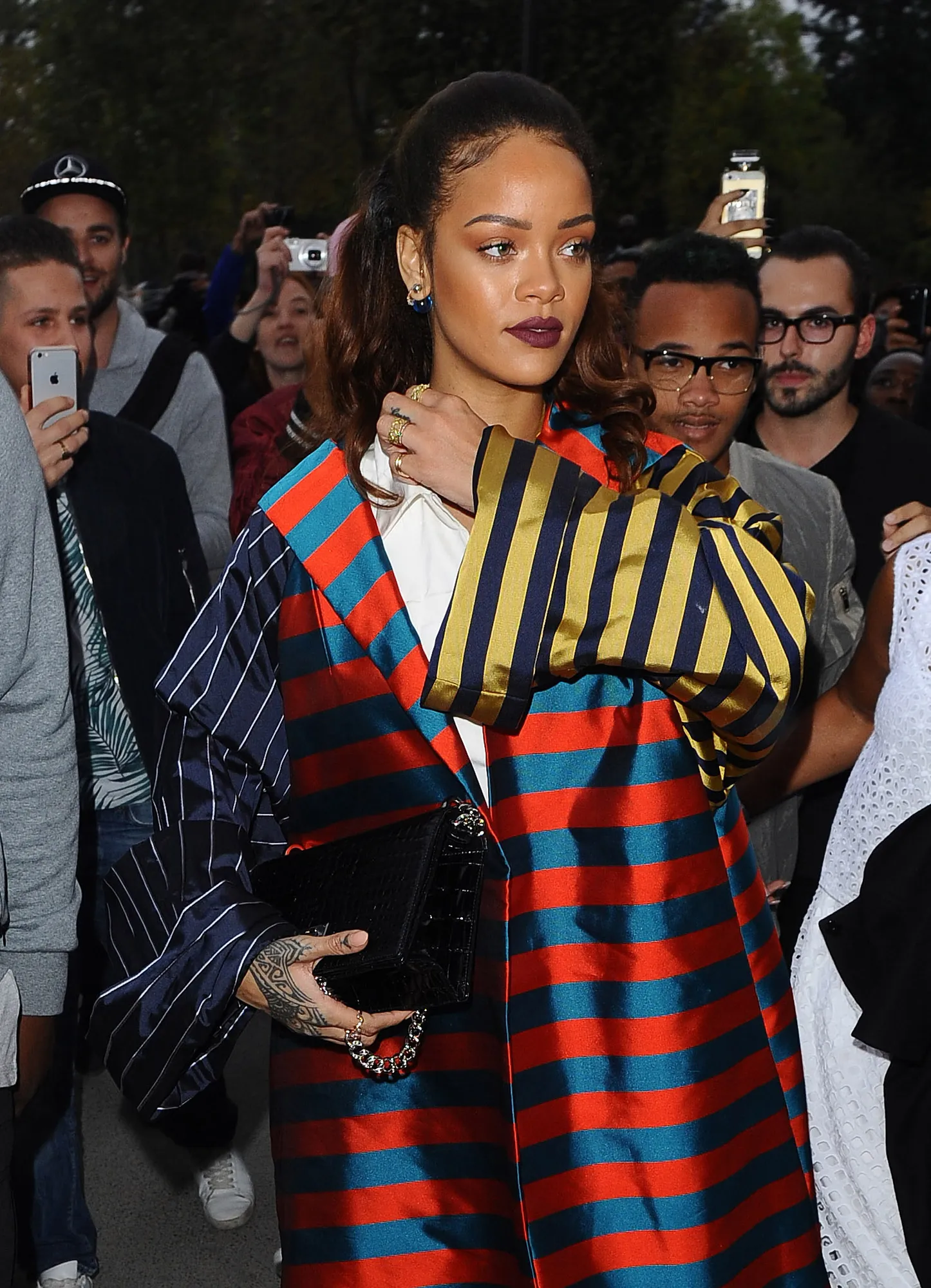 Rihanna rilis video musik baru berjudul Needed Me © Splashnews.com