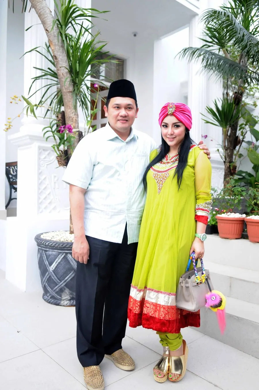 Hubungan Farhat dan Regina tak bisa diselamatkan lagi © KapanLagi.com®