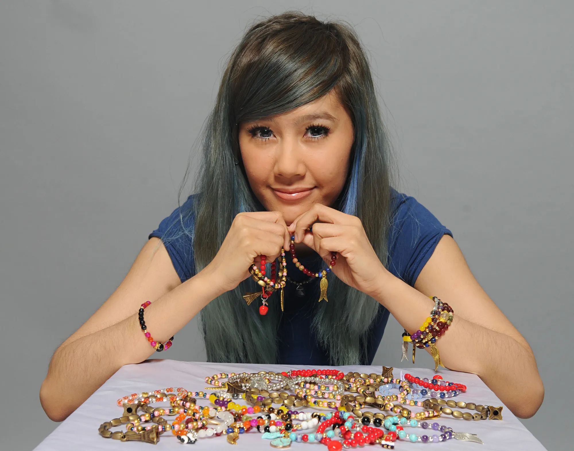 Membuat dengan hati, Ardina Rasti ingin Sneha bisa sampai ke hati para pembelinya juga © KapanLagi.com/Bayu Herdianto