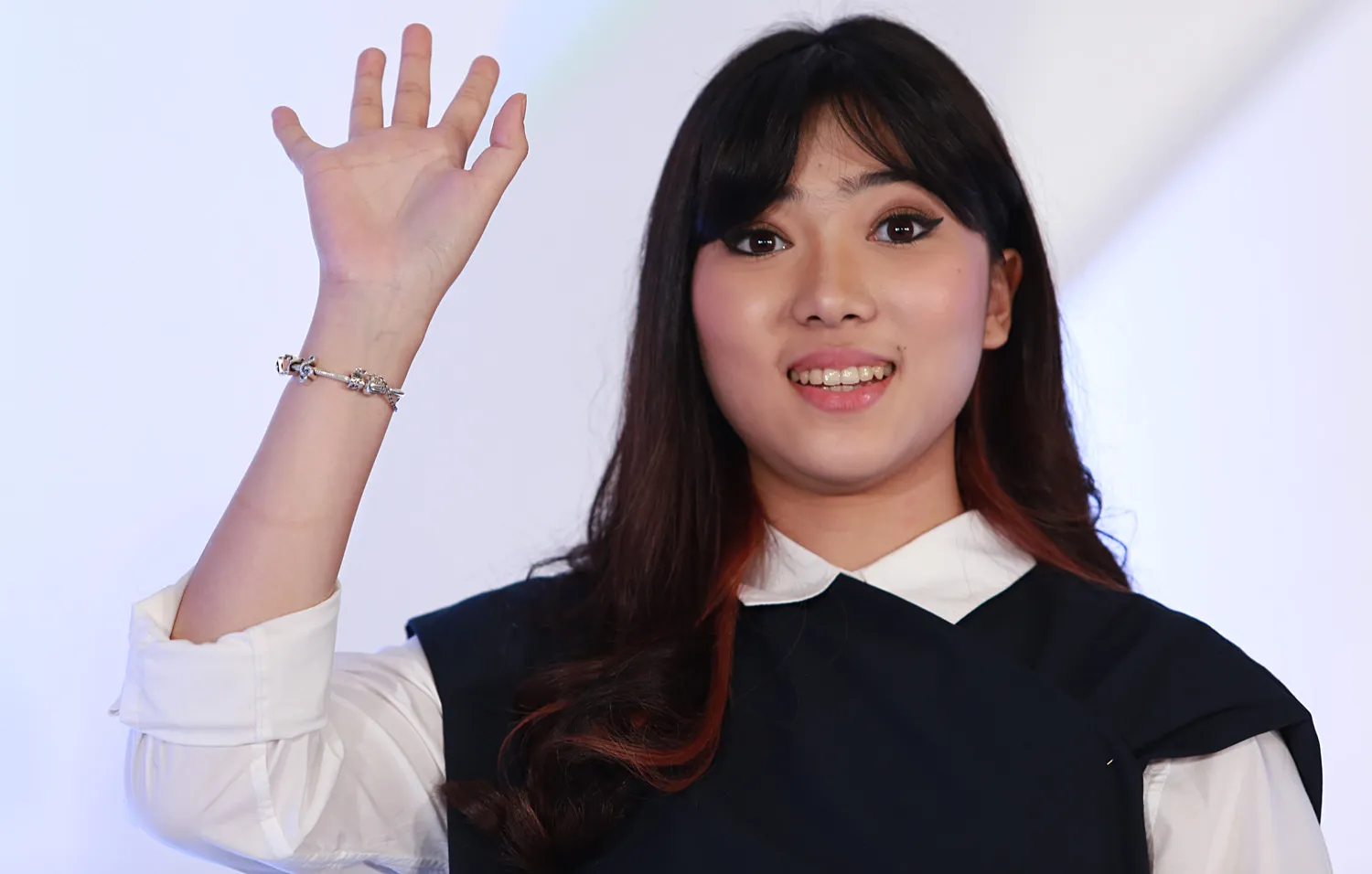 Isyana Sarasvati jadi lebih dekat dengan fans karena media sosial © KapanLagi.com®/Agus Apriyanto