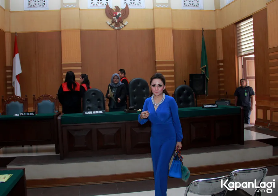 Regina sebut Farhat tak gentle © KapanLagi.com®/Akrom Sukarya