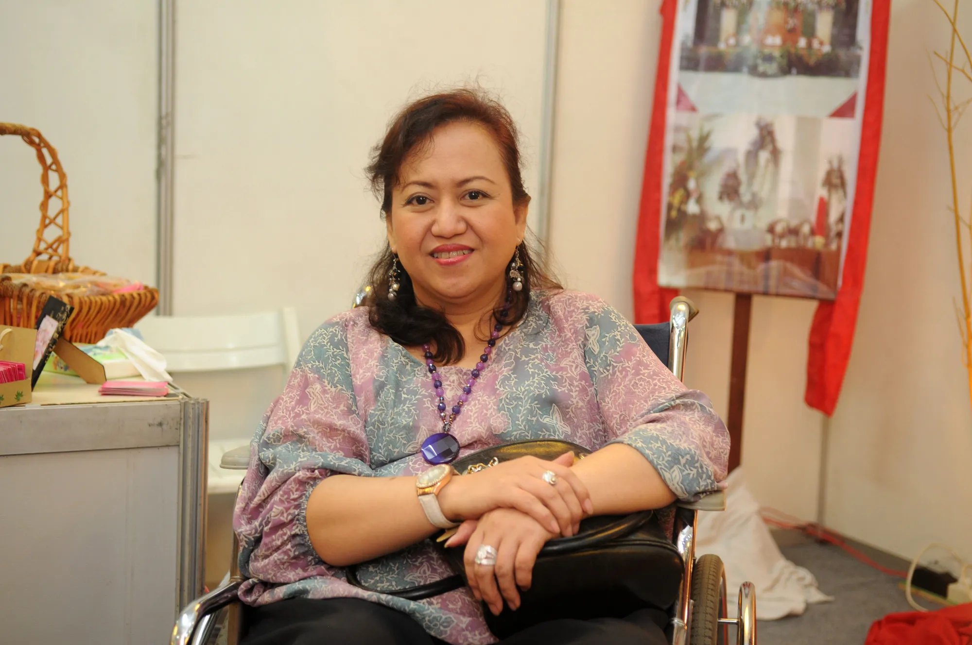 Niken Basuki tidak pernah berhenti berharap adanya mukjizat untuk bisa kembali berjalan © KapanLagi.com/Bayu Herdianto