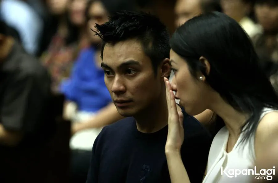 Baim beri semangat untuk sang sahabat, Velove © KapanLagi.com®/Agus Apriyanto