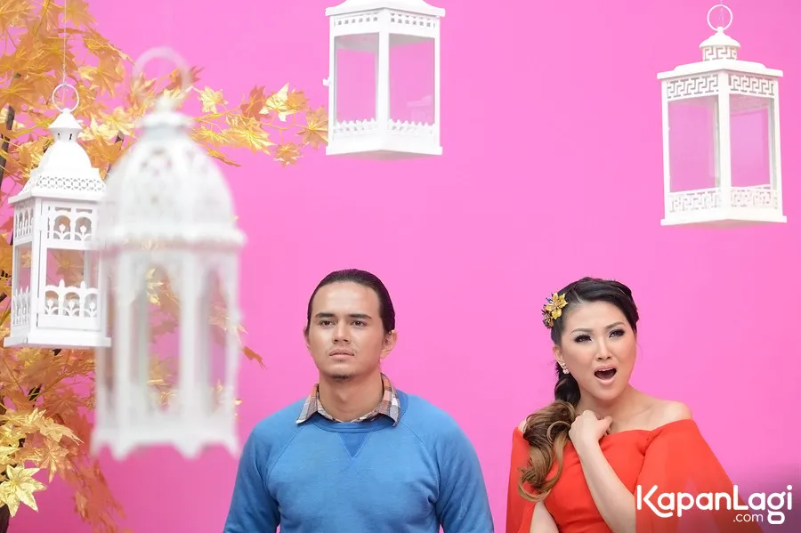 Istrinya menjalankan akting dengan model secara profesional, Bensu tak cemburu © KapanLagi.com®/Bambang E. Ros