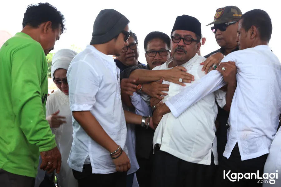 Rano terpukul dengan kepergian sang ibunda © KapanLagi.com®/Budy Santoso