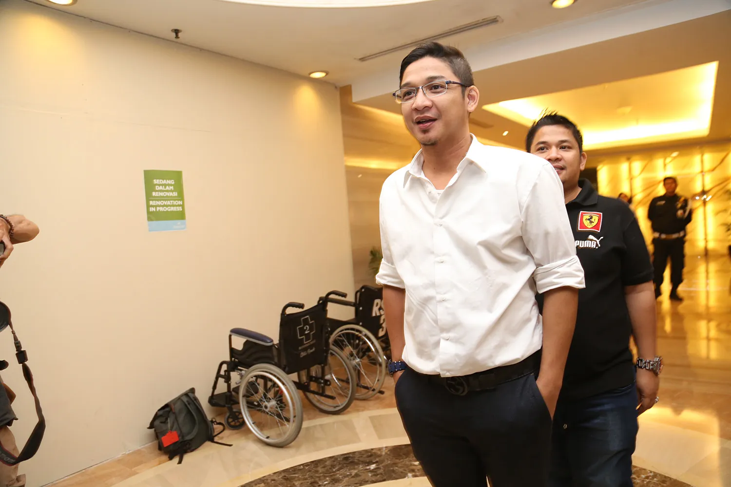 Meski menjadi Walikota, bukan berarti Pasha lupa posisinya sebagia frontman Ungu © KapanLagi.com/Agus Apriyanto