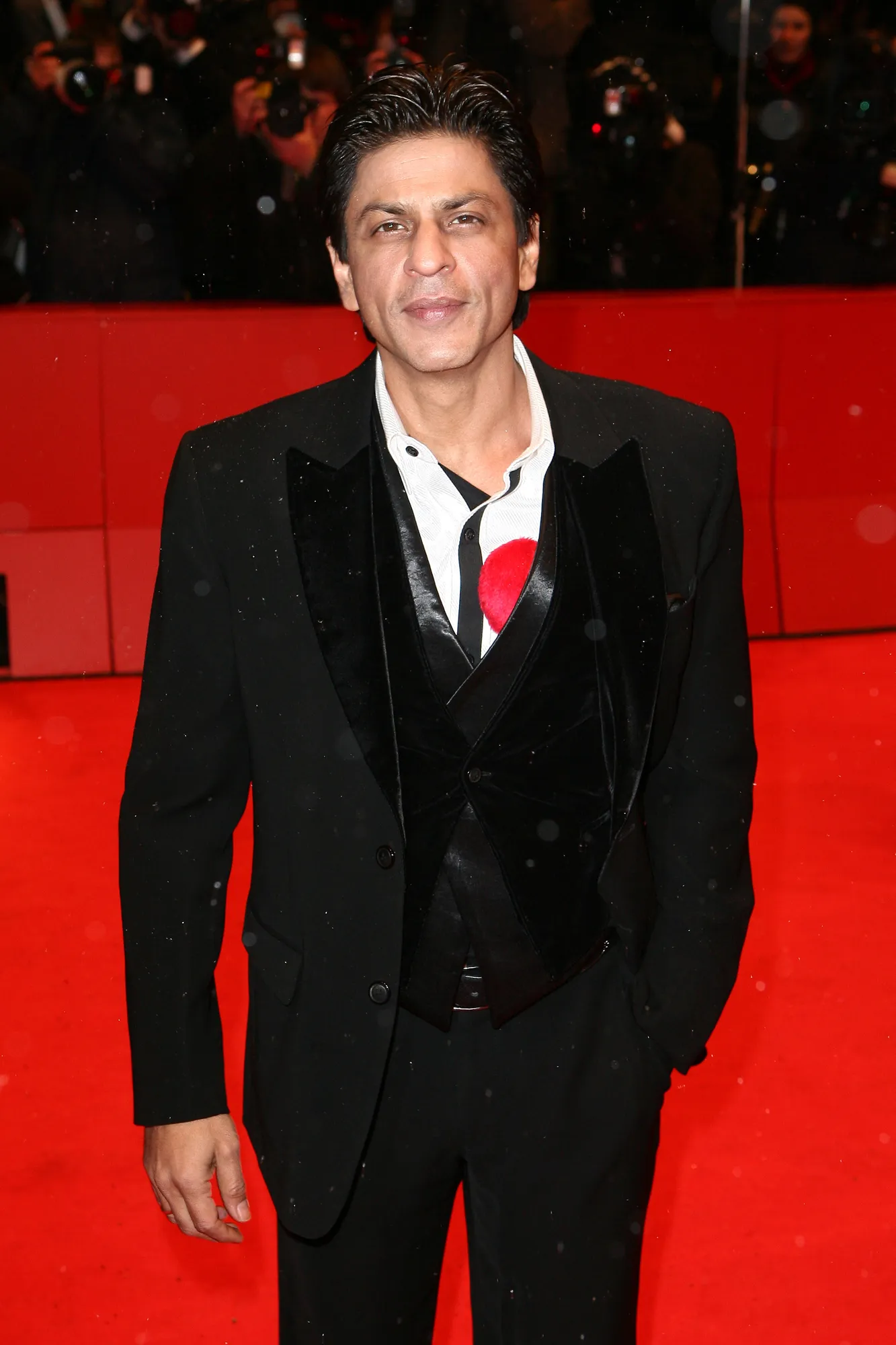 Netizen membully SRK setelah ia ditahan di bandara LAX ©tpgimages