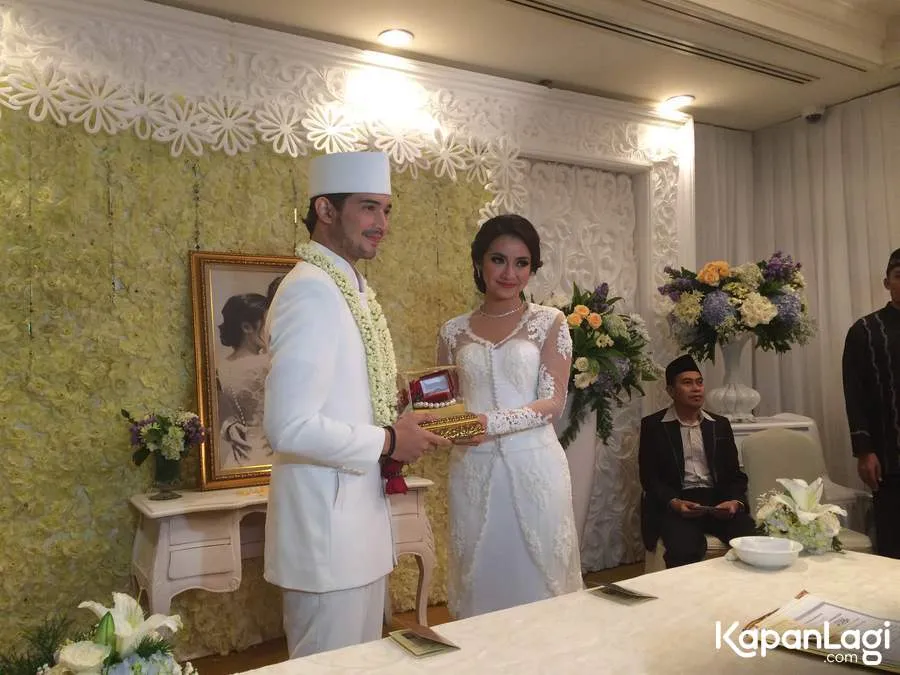 Aryani Fitriana resmi dipersunting Donny. / ©KapanLagi.com®/Nuzurul Rahmah