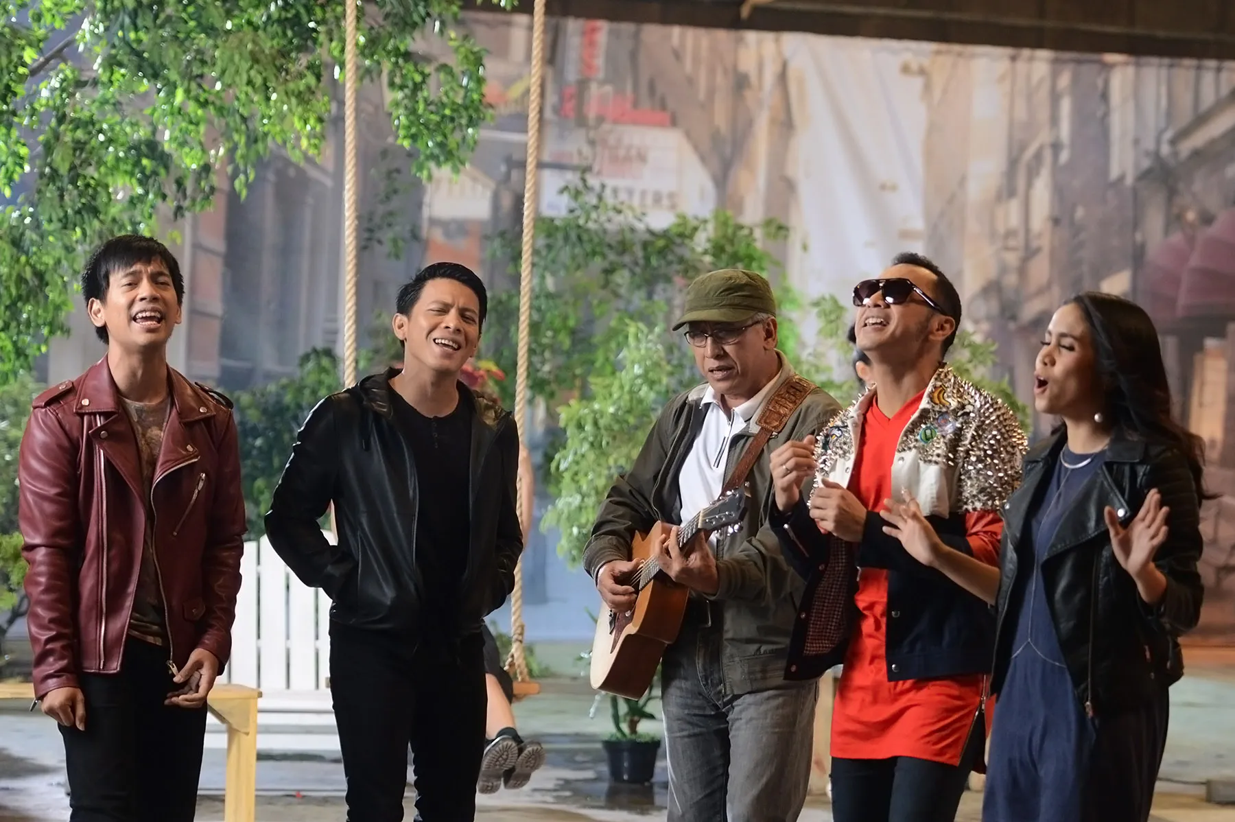 Iwan Fals tepis langsung anggapan kalau OI tak suka lagu-lagunya dibawakan orang lain © KapanLagi.com/Bambang E. Ros