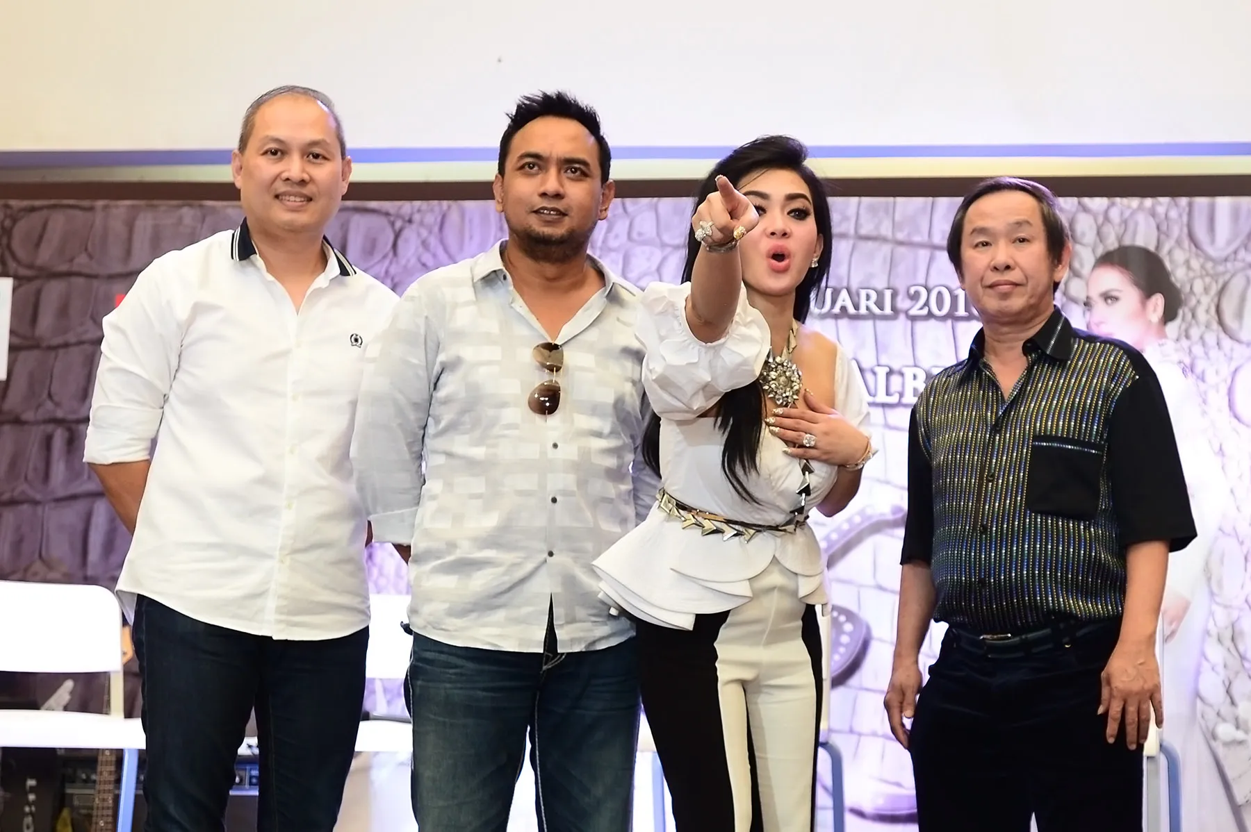 Bebi Romeo anggap Syahrini sosok yang tak ada duanya © Kapanlagi.com®/Bambang E Ros